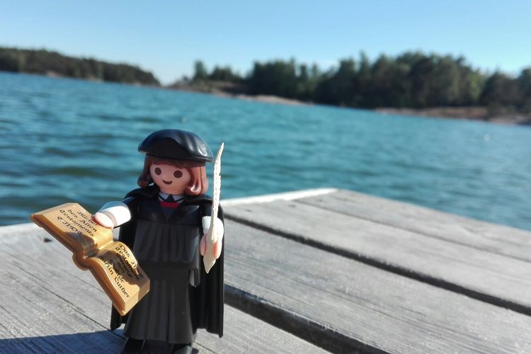 Luther playmobile laiturilla