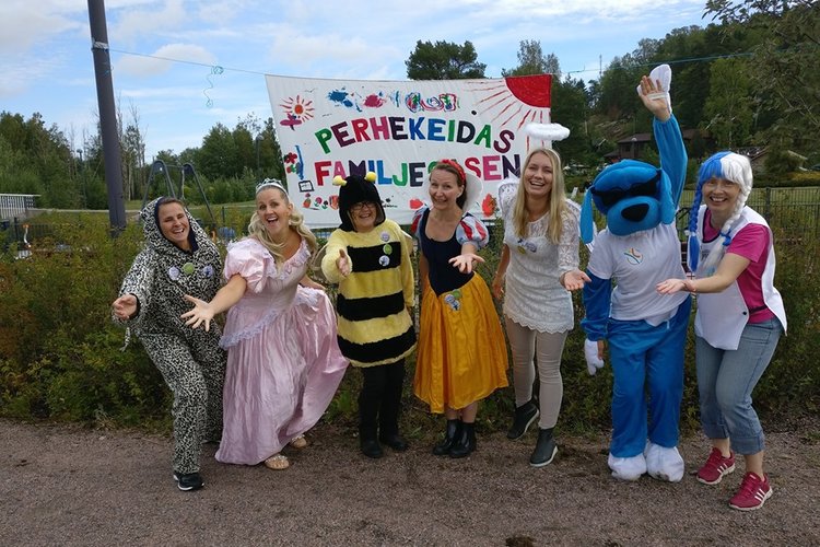 Perhekeidas Perhekeidas